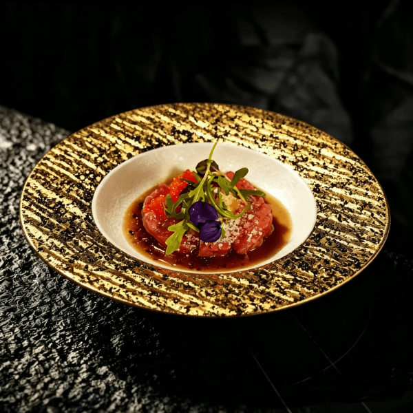 Imagem do menu S20. Tártaro de atum com trufa
